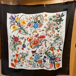 Gucci silk scarf